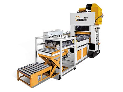 ماكينة التخريم CNC